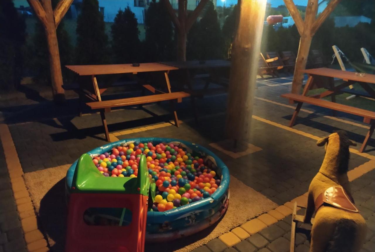 Pokoje Goscinne Ontario Mieroszyno Jastrzębia Góra Esterno foto